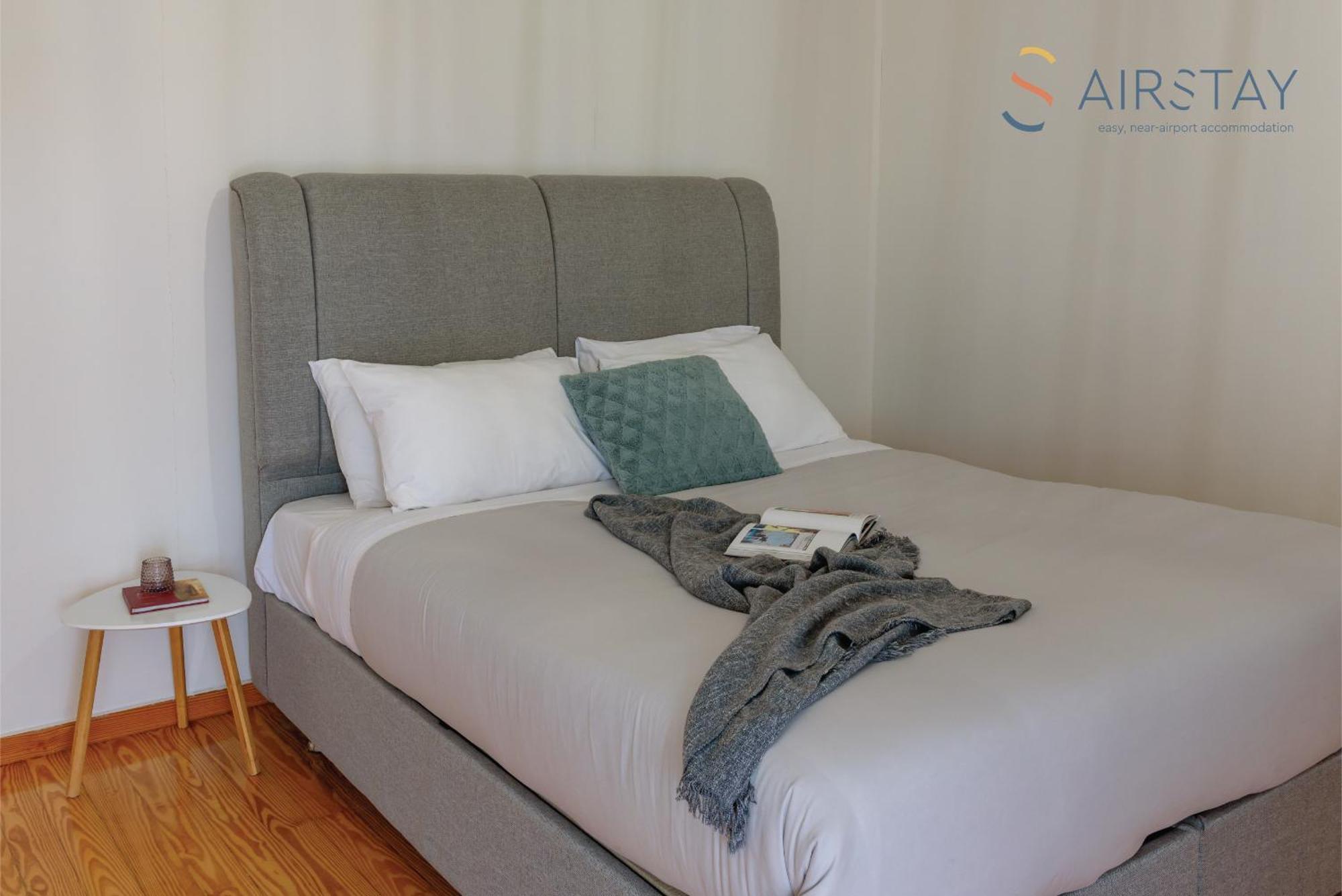 Ryze Apartments Airport By Airstay Artémida Eksteriør bilde