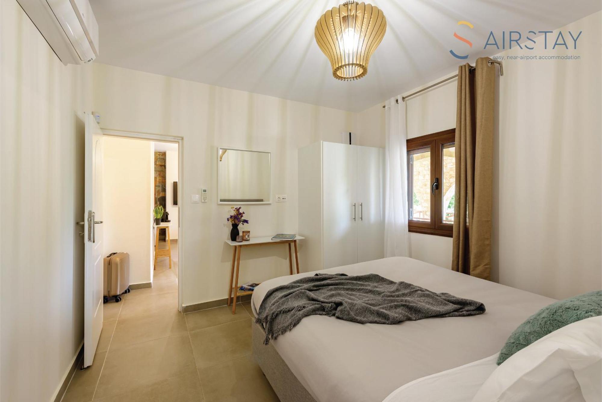 Ryze Apartments Airport By Airstay Artémida Eksteriør bilde