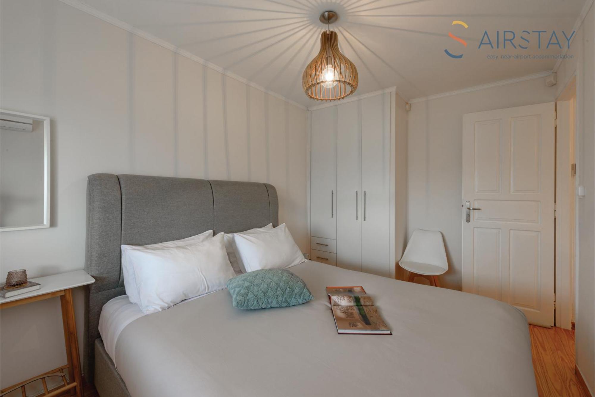 Ryze Apartments Airport By Airstay Artémida Eksteriør bilde